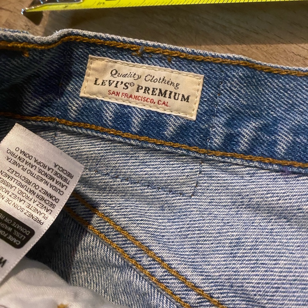 Levi's Light Blue Distressed Jean Shorts - Picture 10 of 15